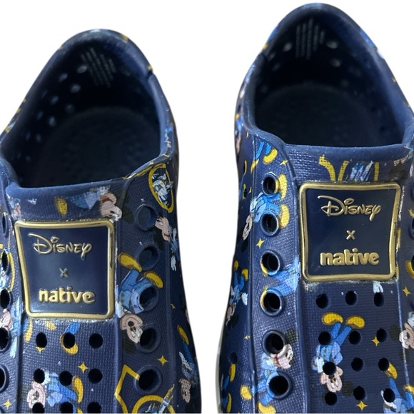 Disney X Native Girls Navy 50th Anniversary Mickey Mouse Slip On Sneakers - Picture 3 of 9